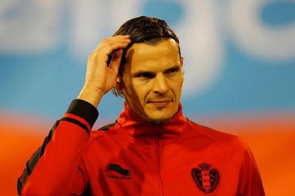 Van Buyten (foto: Sportskeeda)