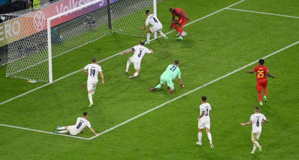 Belgia Vs Italia 3 Italia mengalahkan Belgia 2-1 pada perempat final Euro 2020, Sabtu (3/7/2021) dini hari WIB. Di semifinal Gli Azzurri akan berhadapan dengan Spanyol.(Foto: Reuters)