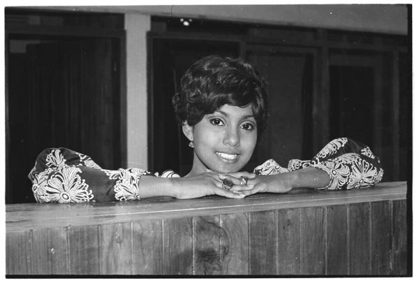 Ir Potret cantik Ida Royani artis top 1970-an yang tetap aktif dan awet muda meski sudah berusia 68 tahun. (Foto: Instagram)