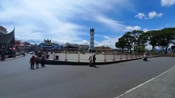 Bukittinggi Tempat wisata di Bukittinggi, Jam Gadang(Antara)