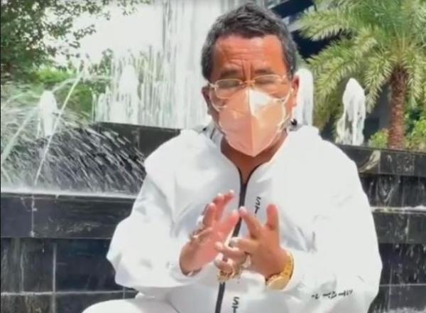 Pengacara kondang Hotman Paris Hutapea. (Foto: Instagram)