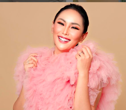 Deretan artis ini pernah menikah berkali-kali bahkan ada yang mengaku sudah 24 kali. (Foto: Instagram)  