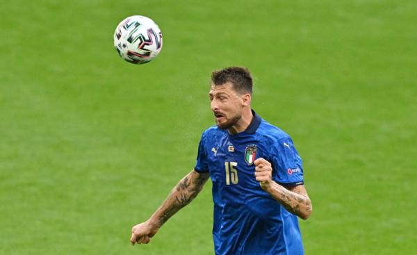 Francesco Acerbi adalah salah satu gladiator yang membawa Italia juara Euro 2020. (Foto: Reuters)