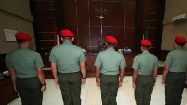 Sidang Cebongan Ant Para prajurit Kopassus mengikuti sidang perkara Cebongan 2013 silam. (Foto: Antara).
