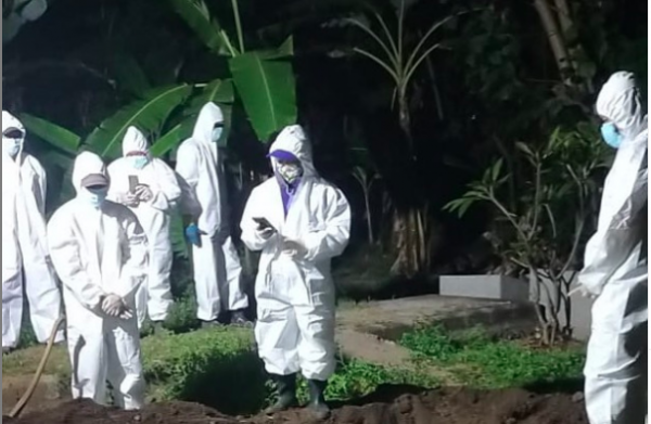 Inul Daratista bagikan kabar duka adik iparnya meninggal karena Covid-19.&nbsp;(Foto: Instagram)