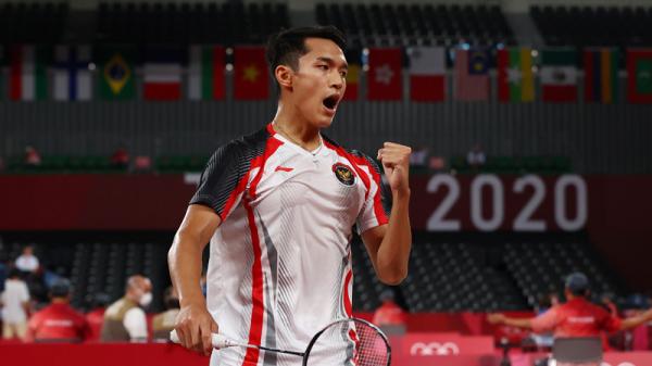 Jonatan Christie Tunggal putra Indonesia Jonatan Christie harus bersusah payah untuk mengamankan tiket babak 16 Besar Olimpiade Tokyo 2020. (Foto: Reuters)