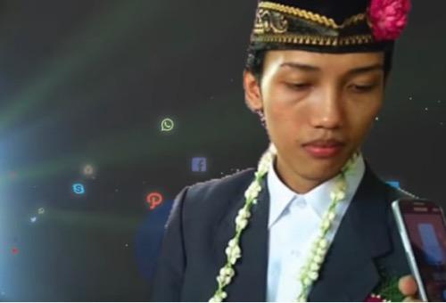 Zulfikar saat menjadi pengantin. (Foto: YouTube)