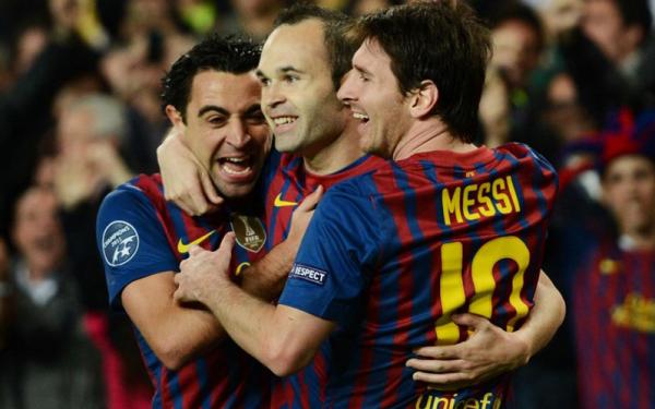 Messi Xavi Iniesta Lionel Messi meninggalkan Barcelona dan pilih melanjutkan karier di Paris Saint-Germain (PSG). Dua sahabatnya yaitu Xavi Hernandez dan Andres Iniesta patah hati (Foto: AS)