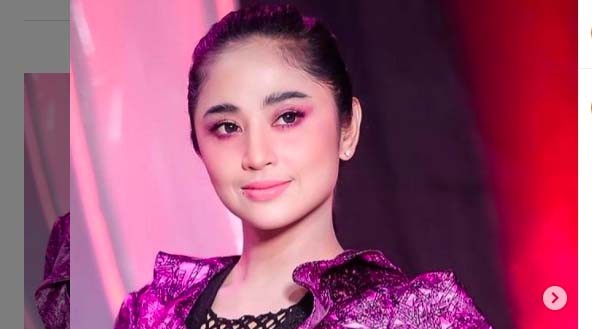 Dewi Perssik. (Foto: IG)