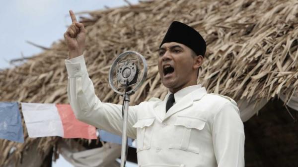 Ario Bayu perankan tokoh Soekarno. (Foto: rri.co.id)
