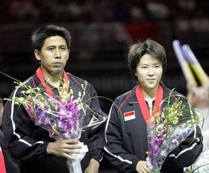 Nova Widianto Partner Liliyana Natsir Nova Widianto berpasangan dengan Liliyana Natsir. Keduanya pernah meriah medali perak di Olimpiade Beijing 2008. (foto: Instagram/OwibutetLovers)