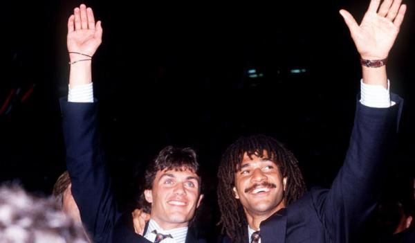 Ruud Gullit dan Paolo Maldini di AC Milan. (Foto: Twitter)