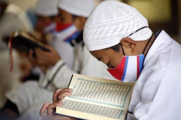 Jumlah Huruf Hijaiyah Serta Tanda Baca Dalam Al Qur'an, Muslim Wajib Tahu