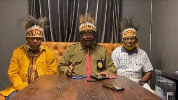 Usulan Cawagub Papua Belum Rampung, Asosiasi Adat Prihatin Kondisi Lukas Enembe