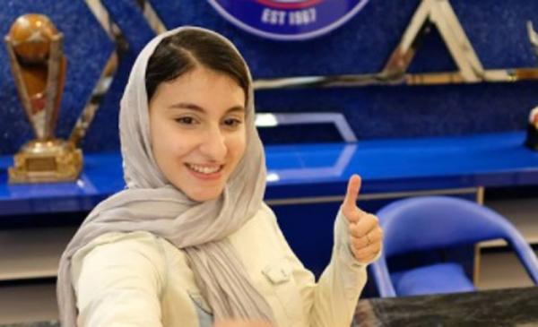 Samin Khojastseh 2 Nama Samin Khojasteh sedang jadi sorotan. Dia adalah pebulu tangkis berkebangsaan Iran yang punya paras rupawan. (Foto: Instagram/saminkhojasteh)