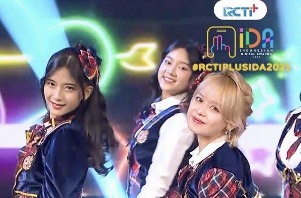 JKT48 Menutup Kemeriahan Panggung Indonesian Digital Awards 2021 Dengan ...