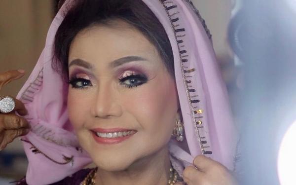 Elly Kasim saat masih eksis di dunia hiburan. (Foto: IG)