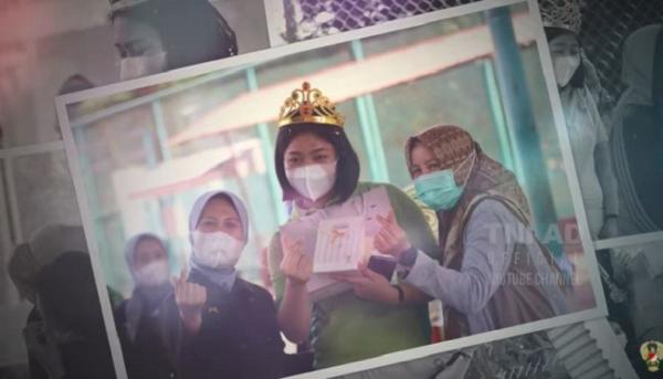 Ajudan atau ADC Ibu Pangdam II/Sriwijaya Serda (K) Intan Indah Lestari. (Foto akun youtube TNI AD).