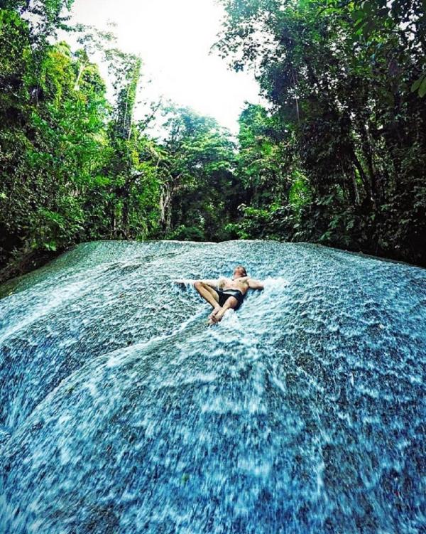 Air Terjun Pujurung Air Terjun Pujurung (Foto: Instagram/paiholiday)