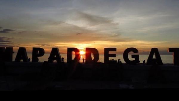 Pantai Mapadegat Kepulauan Mentawai 2 Pantai Mapadegat Kepulauan Mentawai (Foto: Instagram/tourismsumbar)