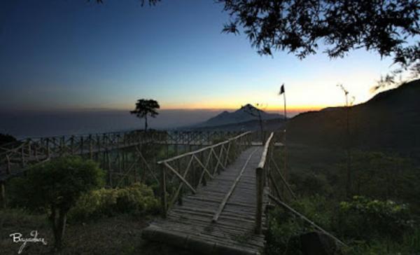 WET Sendi Cangar menjadi salah satu dari 5 tempat wisata Jawa Timur yang mulai digandrungi. (wetsendiblogspot).