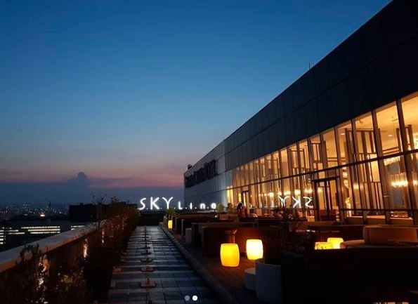 Gumaya Tower Hotel merupakan salah satu dari 10 hotel bintang 5 di Semarang. (Foto: Instagram)