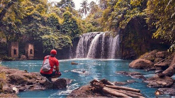 Wisata Air terjun Kima Atas cocok bagi wisatawan yang ingin melihat keindahan alam asri dan sejuk. (foto: Instagram)