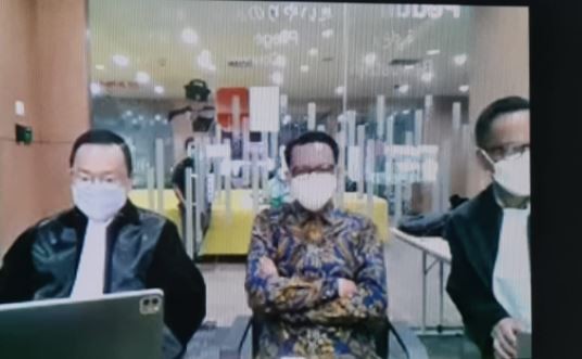 Sidang kasus OTT Gubernur Sulsel nonaktif Nurdin Abdullah digelar secara daring di Pengadilan Negeri (PN) Makassar, Kamis (9/9/2021). (Foto: MNC Portal/M Arham Hamid)