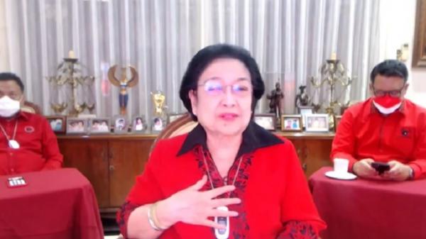 Megawati Soal Kritis Youtube Pdip Ketua Umum PDIP Megawati Soekarnoputri memberikan pernyataan secara virtual, tampak ada Bendahara DPP PDIP Olly Dondokambey di sebelah kiri(Foto ist).