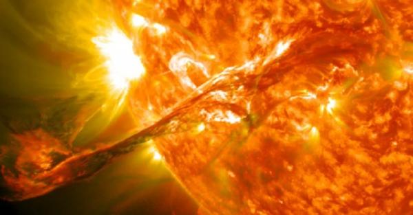 6 Teori Konspirasi Paling Aneh di Dunia, Nomor 2 Bikin Geregetan