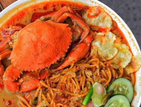 Mie kepiting salah satu makanan khas Meulaboh. (Foto: ist)