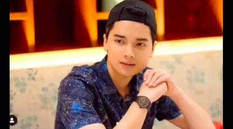 15 Alvin Faiz Alvin Faiz unfollow mantan mertua. (Foto: IG)