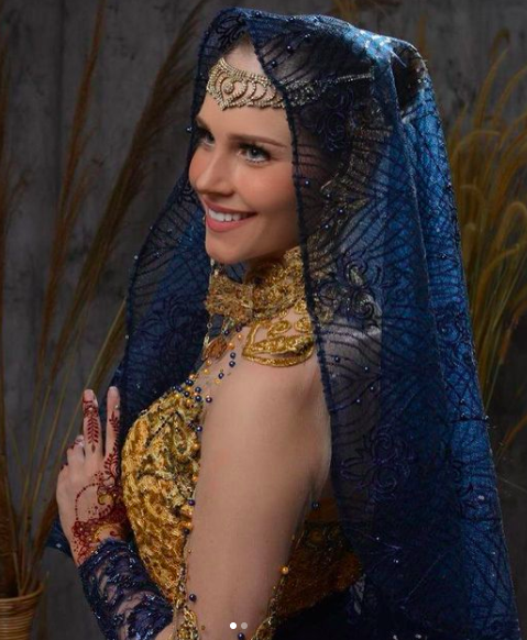 Model cantik asal Prancis ini mencuri perhatian netizen karena menikahi pria Aceh. (Foto: Instagram)