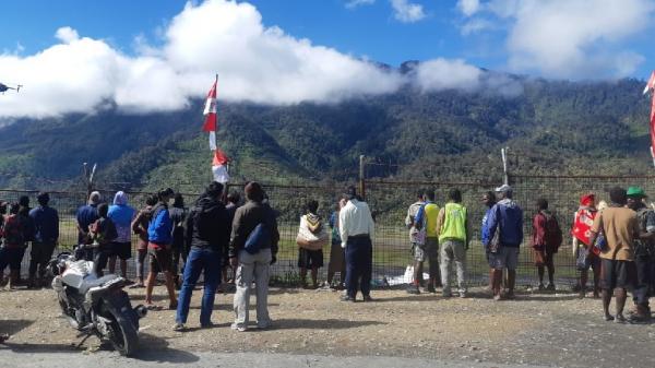 Koordinat Pesawat Rimbun Air ditemukan Koordinat Pesawat Rimbun Air ditemukan. (Foto: iNews/Omega).