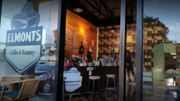 Tempat Makan di Tomohon, Elmonts Coffee & Roastery