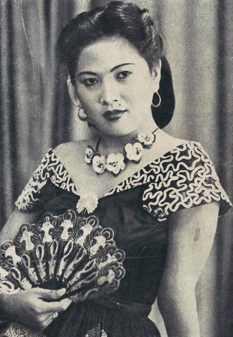 16 Titien Sumarni Deretan artis legendaris yang pernah berjaya di dunia hiburan. (Foto: Instagram)