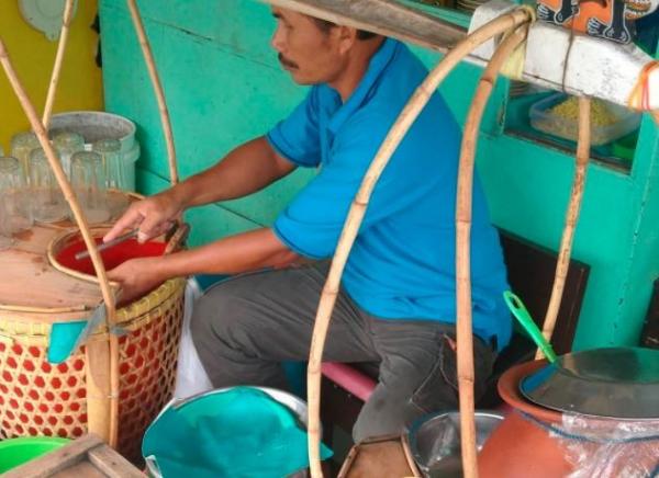 Dawet Ayu Asli H Munardo menjadi salah satu rekomendasi tempat makan paling hits di Banjarnegara. (Foto: Instagram)