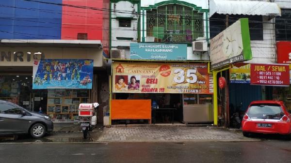 Tempat makan di Makassar, Jalangkote Lasinrang. (Foto: Istimewa).