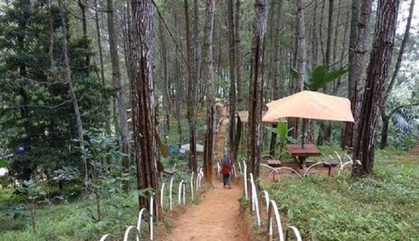 Salah saru tempat wista menantang adalah River Tubing Leuwi Paranje. Di tempat ini bisa mencoba arung jeram dengan aman. (Foto: YouTube)