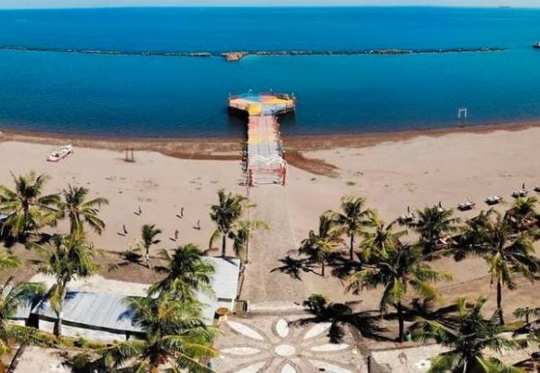 Pantai Akkarena salah satu dari 10 tempat wisata di Makassarpaling favorit. (Foto: Instagram)