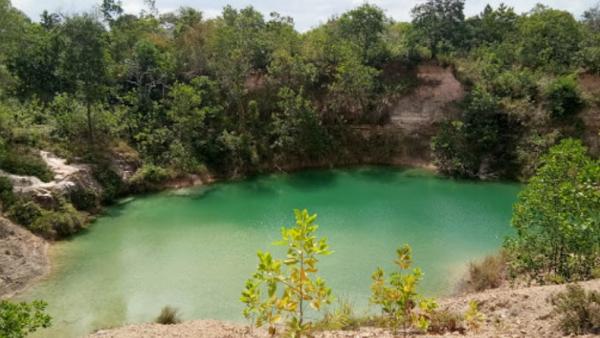Danau Biru Cempaka Danau Biru Cempaka. (Foto: Istimewa).
