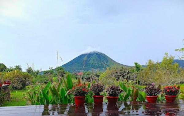 Tempat piknik di Tomohon Sulawesi Utara. (Foto: ist)