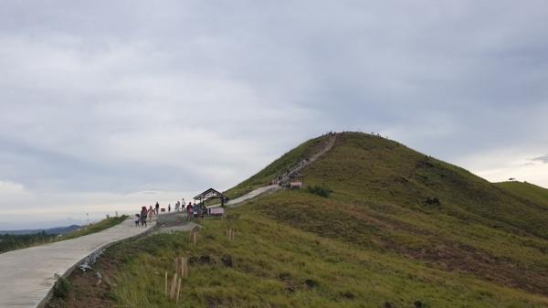 Bukit Telettubies Jayapura. (Foto: Istimewa).