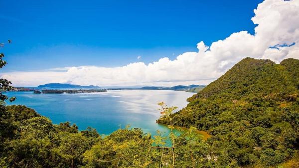 Pantai Hamadi Jayapura. (Foto: Instagram/Pegi-Pegi).