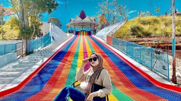 5 Tempat Wisata di Sumatera Barat-5 5 Tempat Wisata di Sumatera Barat, Bukik Chinangkiek (Instagram/infowisatasumbar)