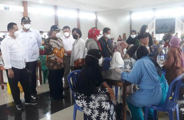 Kejar Target 75 Persen, Kejaksaan dan BUMD Kulonprogo Percepat Vaksinasi Covid-19