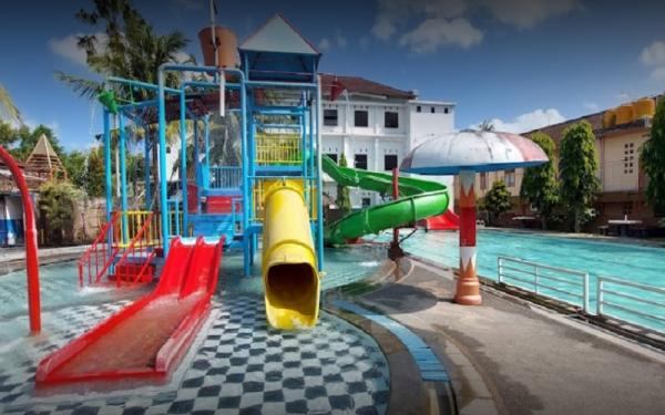 Kolam Renang Terdekat di Lombok Barat NTB, Dewi Anjani Waterpark (Foto: Dok Agung Wicaksono)