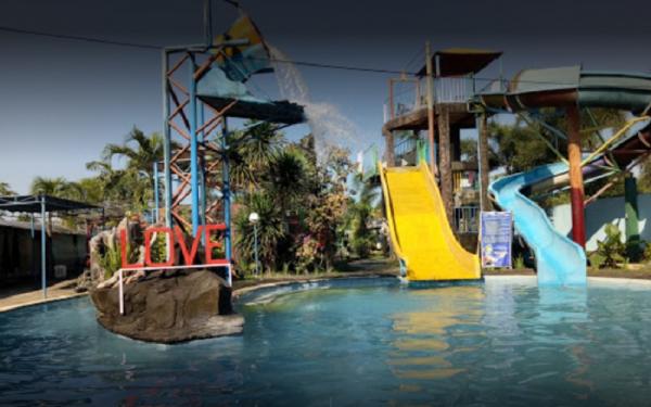 Nirwana Waterpark Mataram Kolam Renang Terdekat di Lombok Barat NTB, Nirwana Waterpark Mataram (Foto: Dok Iya Nelly)
