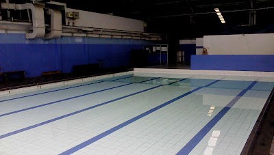 Kolam renang untuk anak-anak di Depok Sport Center. (foto : twitter)