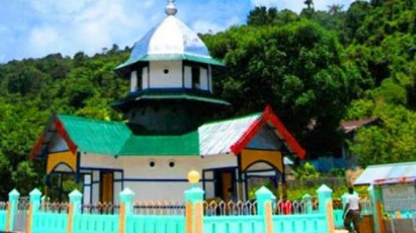 Tempat ibadah di Papua Masjid Patimburak